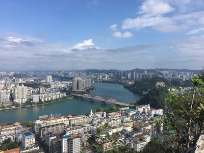 柳州的马鞍山,风景的确不错_宝马X3论坛_宝马X系论坛_XCAR 爱卡汽车俱乐部